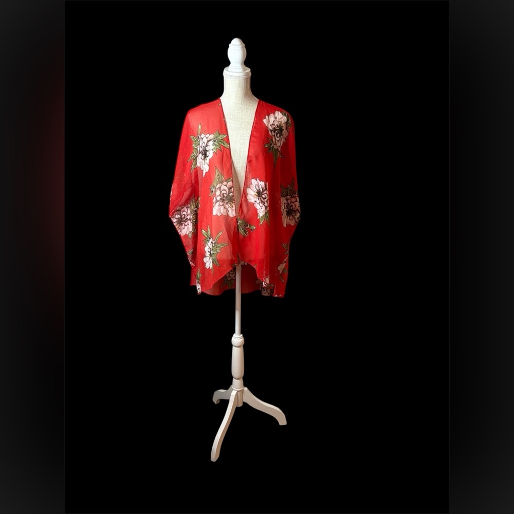 Live 4 Truth Red Floral Tunic